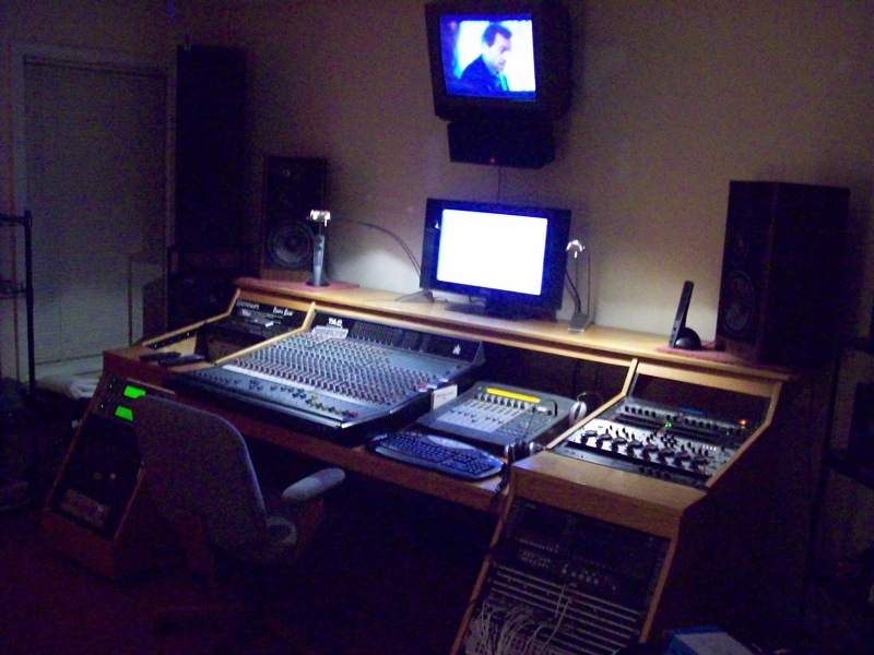 desk_2